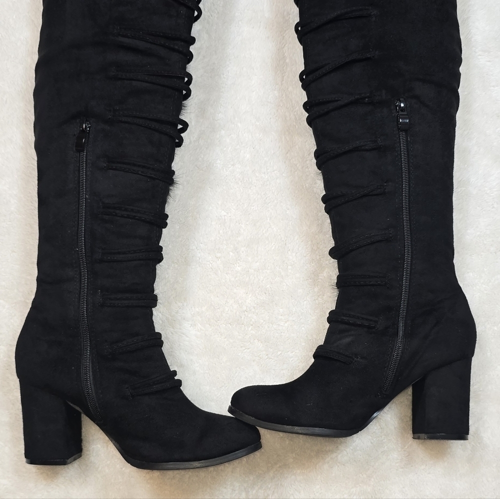 Italina Black Plush Suede Pom-Pom Over-Knee Boots Coquette Whimsigoth Sz.8 - Picture 7 of 16